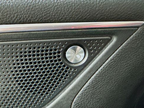 Used 2022 Ford Edge Titanium w/ Equipment Group 301A image 4