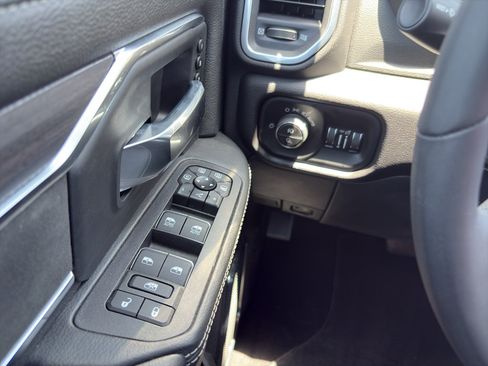 Used 2025 RAM 2500 Laramie w/ Night Edition AWD/4WD image 23