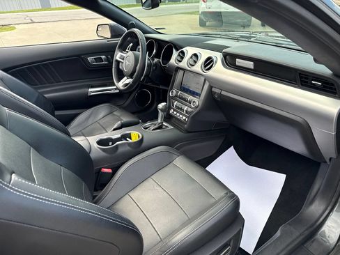 Used 2019 Ford Mustang GT Premium RWD image 47