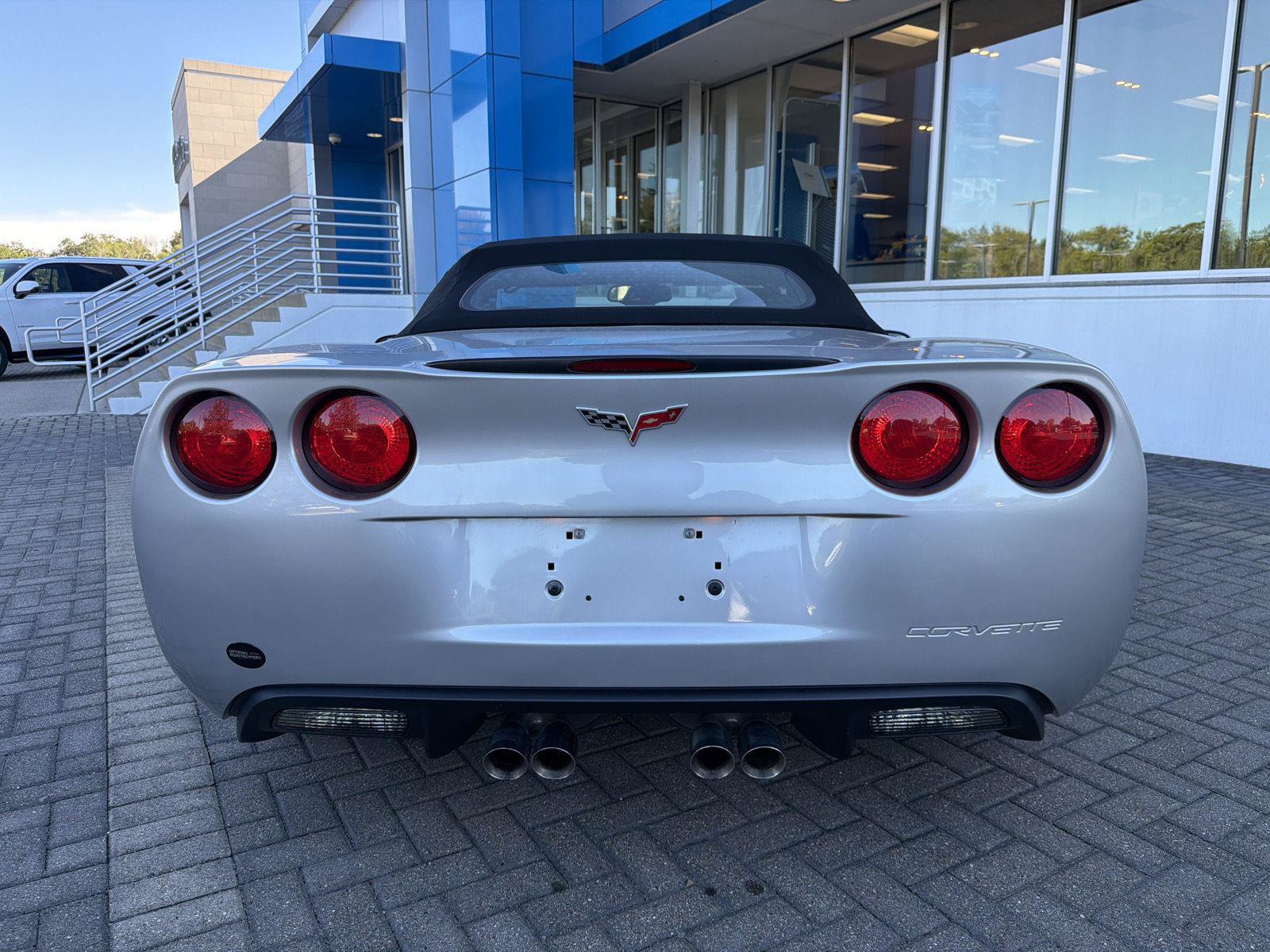 Used 2006 Chevrolet Corvette Convertible w/ Preferred Equipment Group RWD image 39