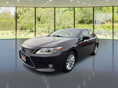 Used 2013 Lexus ES 300h w/ Luxury Pkg image 1