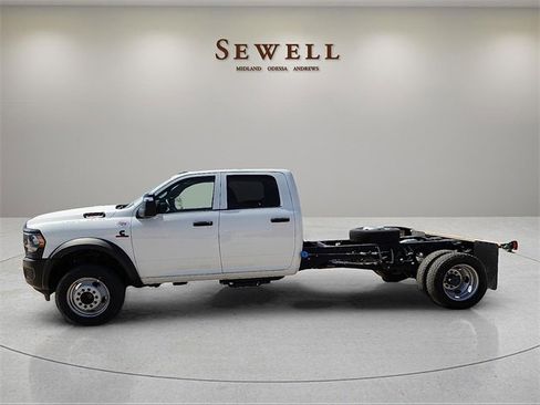 New 2024 RAM 5500 Tradesman image 3