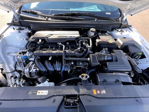 New 2026 Hyundai Elantra SEL Sport image 12