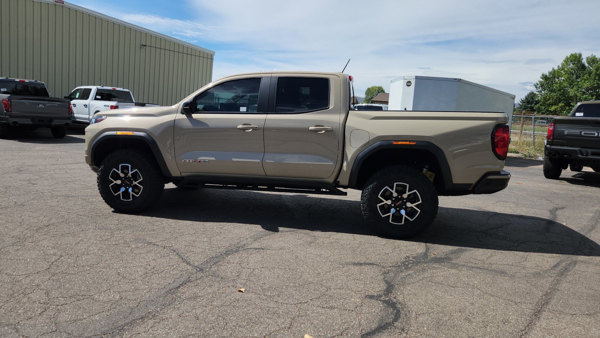 Used 2024 GMC Canyon AT4X AWD/4WD image 7
