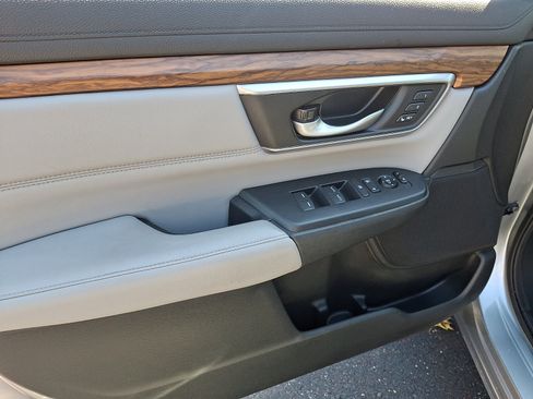 Certified 2020 Honda CR-V Touring image 12