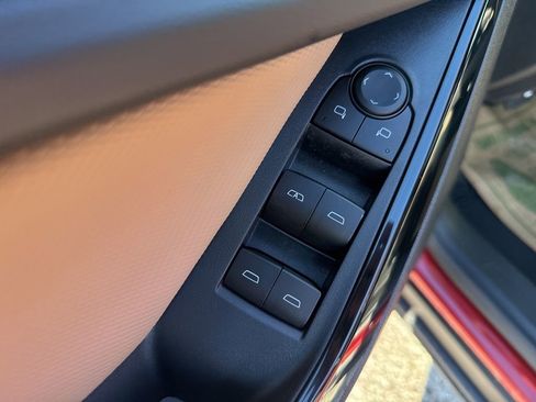 New 2026 Chevrolet Equinox ACTIV w/ Convenience Package III image 15