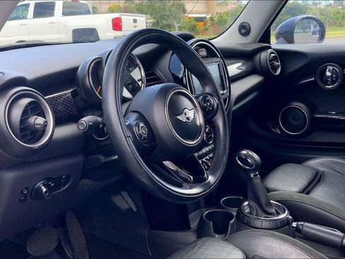 Used 2015 MINI Cooper S image 13