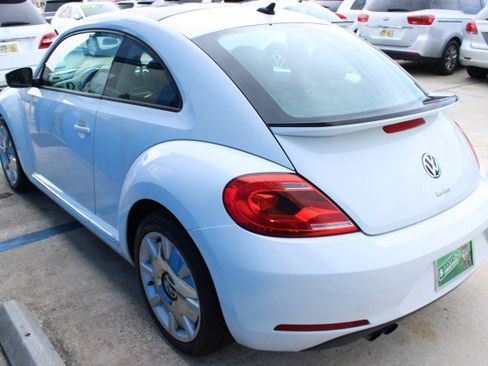 Used 2016 Volkswagen Beetle 1.8T SE FWD image 4