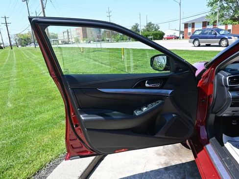 Used 2023 Nissan Maxima SL FWD image 26