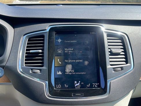 Used 2021 Volvo XC90 T6 Momentum w/ Climate Package AWD/4WD image 17