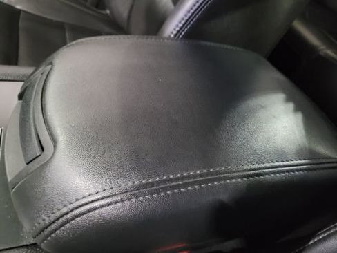 Used 2013 Ford Taurus SEL image 35