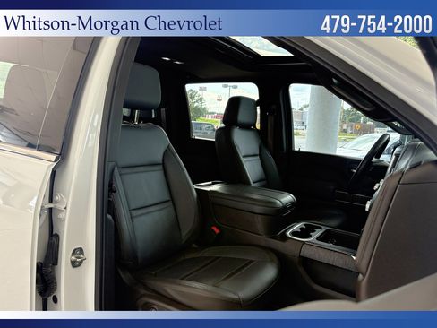 Used 2023 GMC Sierra 2500 Denali w/ Denali Ultimate Package AWD/4WD image 18