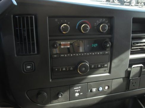 New 2024 Chevrolet Express 3500 w/ Power Convenience Package image 15