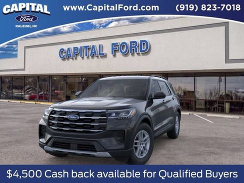 New 2026 Ford Explorer Active RWD image 2