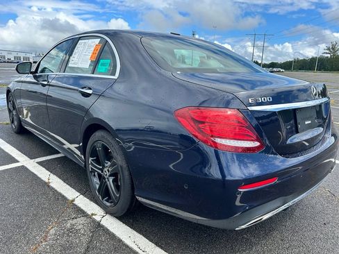 Used 2019 Mercedes-Benz E 300 image 3