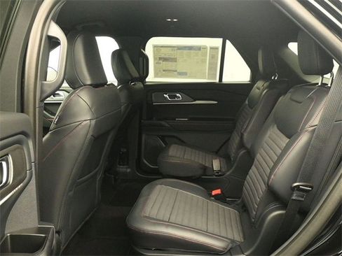 New 2026 Ford Explorer ST-Line image 10