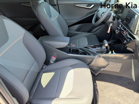 New 2026 Kia Niro LX FWD image 23