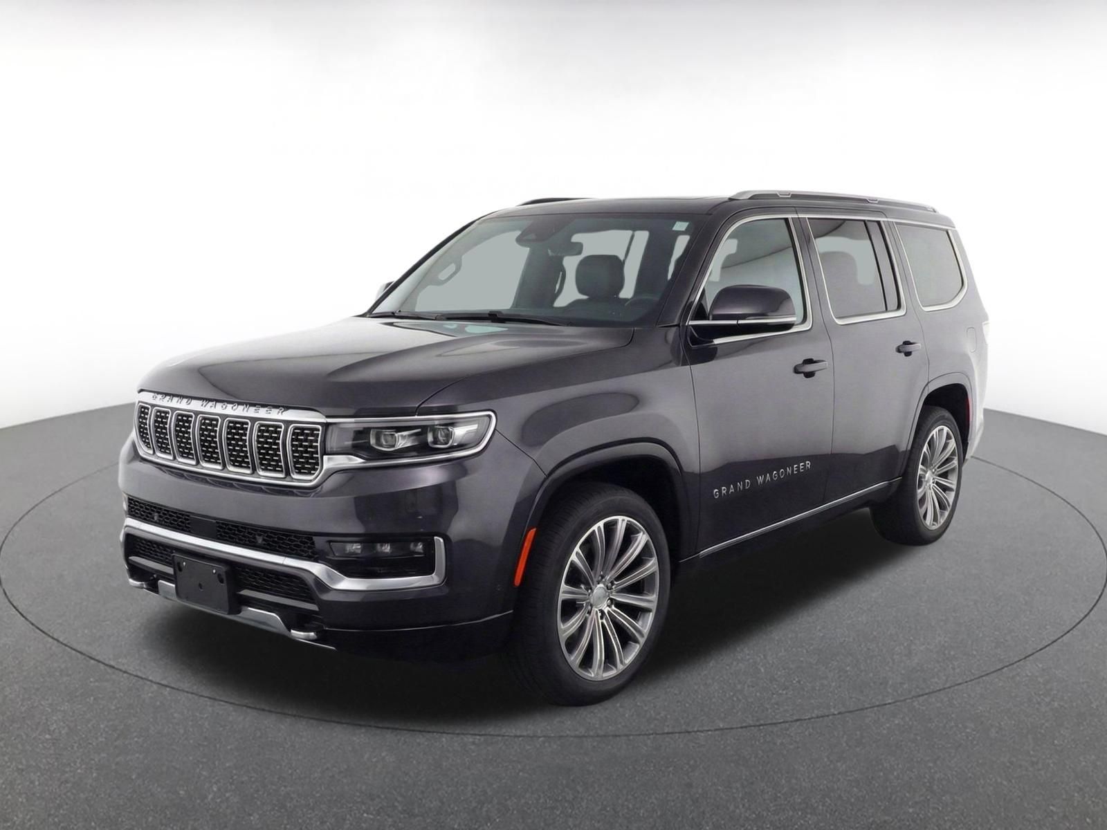 Used 2023 Jeep Grand Wagoneer Series II AWD/4WD image 3