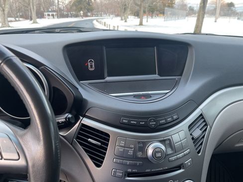 Used 2011 Subaru Tribeca Touring image 30