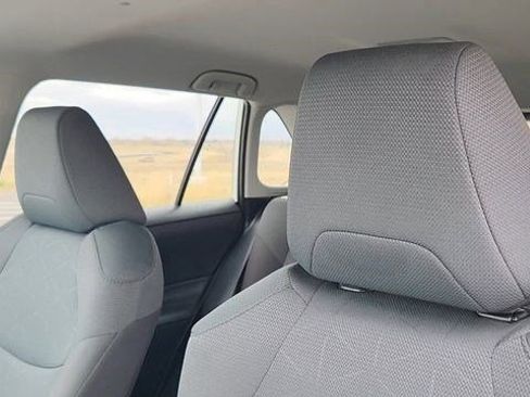 Certified 2025 Toyota RAV4 XLE AWD/4WD image 9