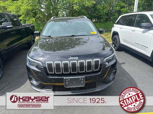 Used 2021 Jeep Cherokee Latitude Lux w/ Comfort/Convenience Group AWD/4WD image 6