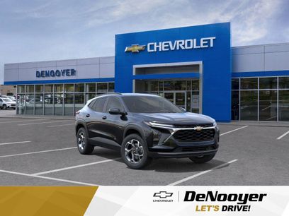 New 2025 Chevrolet Trax LT w/ Driver Confidence Package