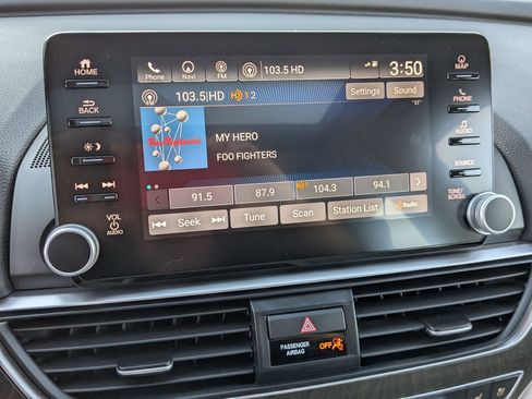 Used 2019 Honda Accord Touring image 23