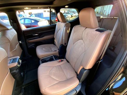 Used 2026 Toyota Grand Highlander AWD Hybrid image 20