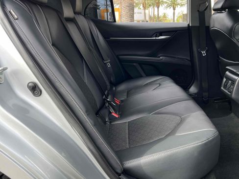 Used 2022 Toyota Camry XSE image 31