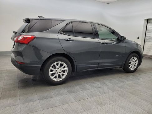 Used 2019 Chevrolet Equinox LS w/ LS Convenience Package image 10