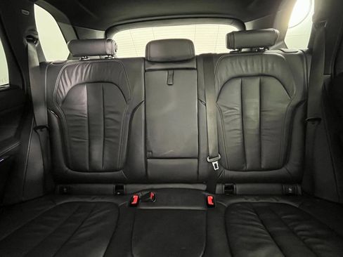 Used 2019 BMW X5 xDrive40i w/ M Sport Package image 15