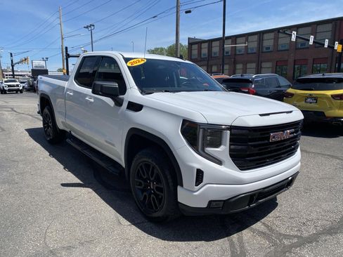 Used 2024 GMC Sierra 1500 Elevation AWD/4WD image 9