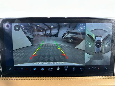 Used 2023 Lincoln Corsair Reserve w/ Equipment Group 201A image 6