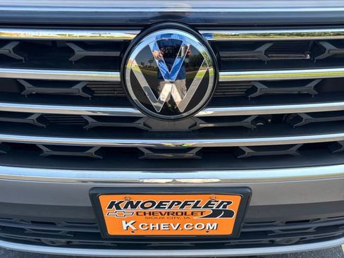 Used 2025 Volkswagen Atlas SE AWD/4WD image 31