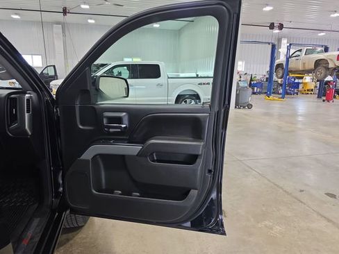 Used 2017 Chevrolet Silverado 1500 LT w/ All Star Edition AWD/4WD image 28