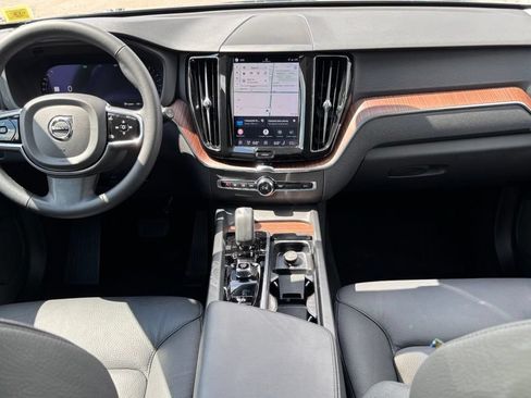 Certified 2024 Volvo XC60 B5 Plus w/ Protection Package Premier AWD/4WD image 6