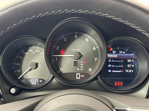 Used 2024 Porsche Macan T w/ Premium Plus Package image 20