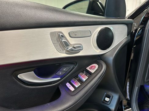 Used 2021 Mercedes-Benz GLC 300 image 12