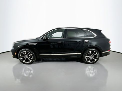 Used 2022 Bentley Bentayga AWD/4WD image 8