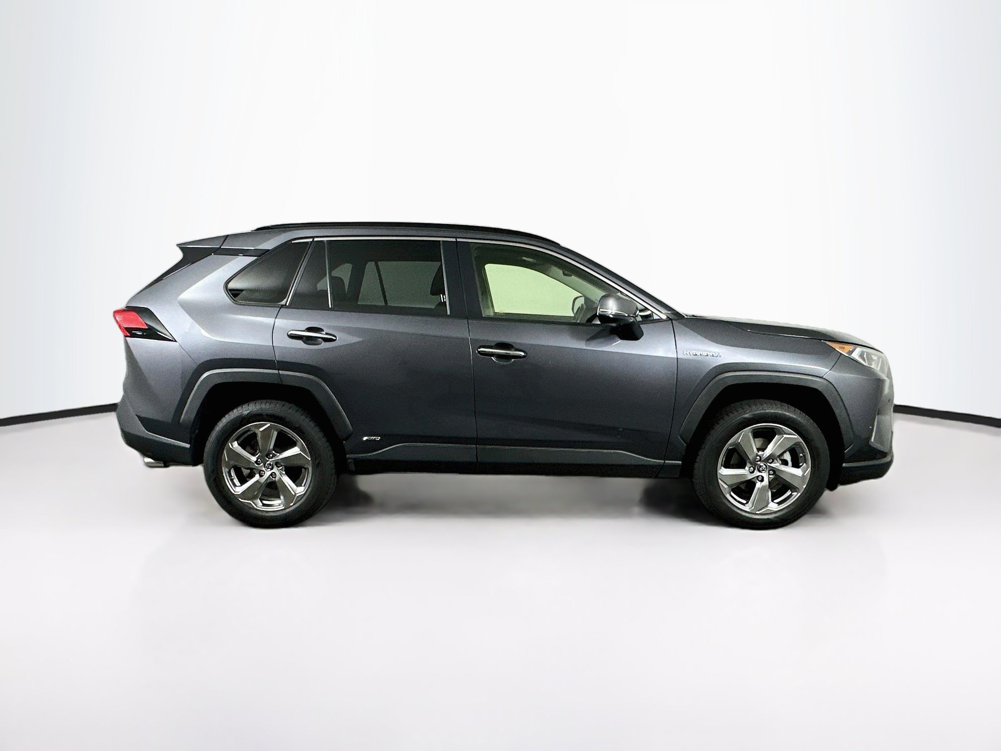 Used 2019 Toyota RAV4 Limited AWD/4WD image 10