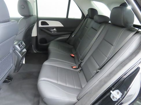 New 2026 Mercedes-Benz GLE 450 4MATIC image 19