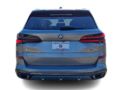 Used 2024 BMW X5 xDrive40i w/ M Sport Package AWD/4WD image 5