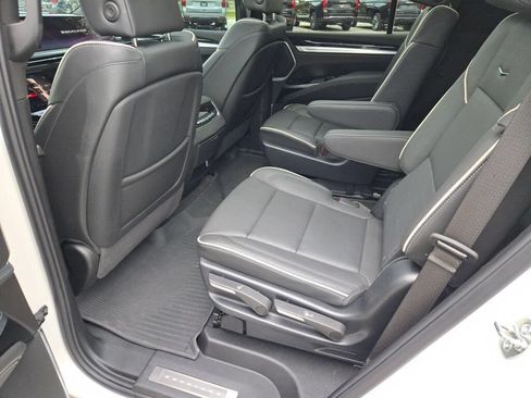 Used 2025 Cadillac Escalade Sport w/ Touring Package AWD/4WD image 17