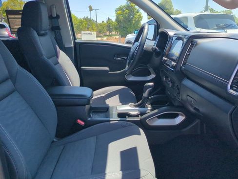 Certified 2024 Nissan Frontier SV w/ Technology Package RWD image 27
