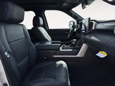 New 2026 Toyota Tundra Platinum AWD/4WD image 17
