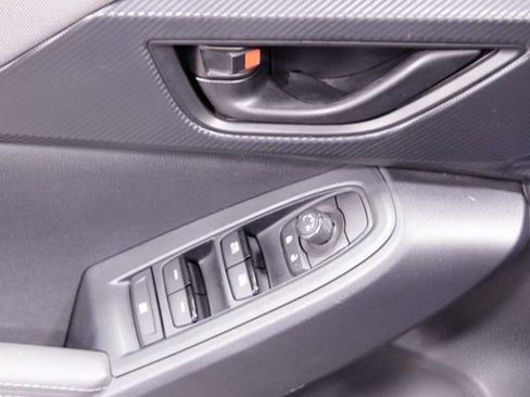 Used 2024 Subaru Crosstrek 2.0i Premium AWD/4WD image 21