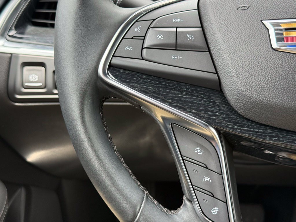 Used 2025 Cadillac XT5 Premium Luxury w/ LPO, Floor Liner Package AWD/4WD image 30