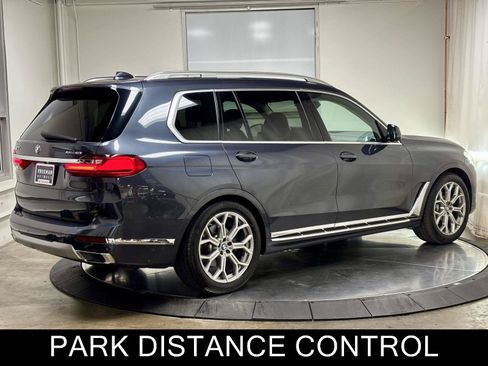 Used 2021 BMW X7 xDrive40i w/ Parking Assistance Package AWD/4WD image 9