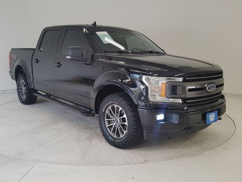 Used 2018 Ford F150 XLT w/ Equipment Group 302A Luxury image 6