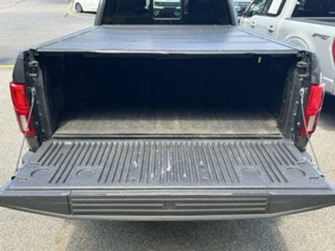 Used 2019 Ford F150 Lariat AWD/4WD image 5